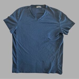 NWOT - Calvin Klein Body Fit V-Neck T-Shirt